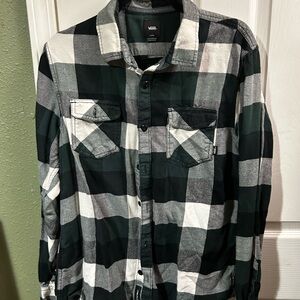 🦴Vans Plaid Button Down Shirt